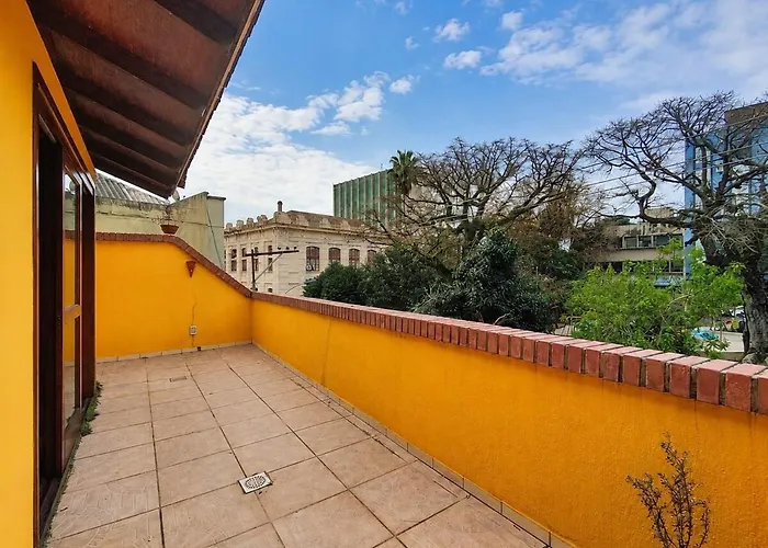 Casa Amarela Guest house Porto Alegre