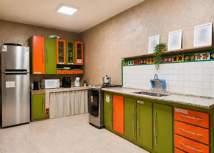 Guest house Casa Amarela